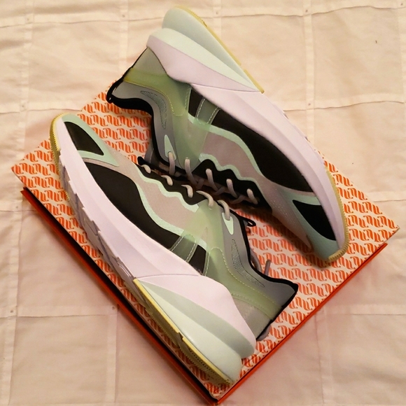 👟BNIB FABLETICS Women's Cheviot Performance Sneaker Size 8/8.5 - Picture 9 of 11